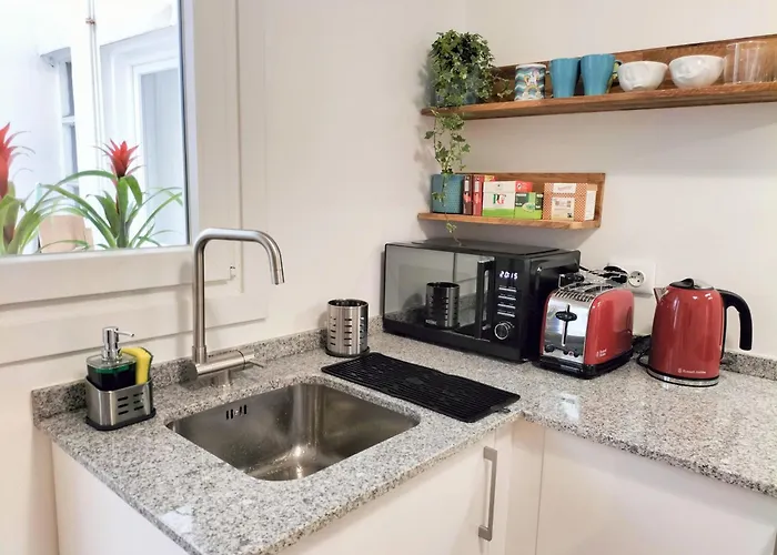 Encantador Piso De 3 En Apartmán