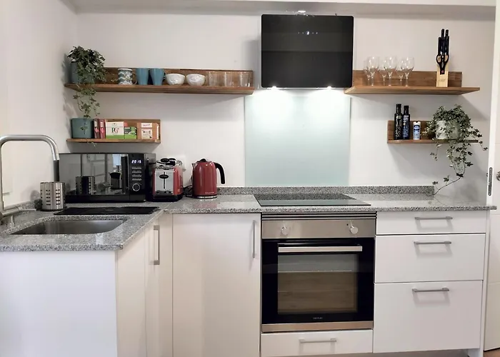 Encantador Piso De 3 En * Vigo