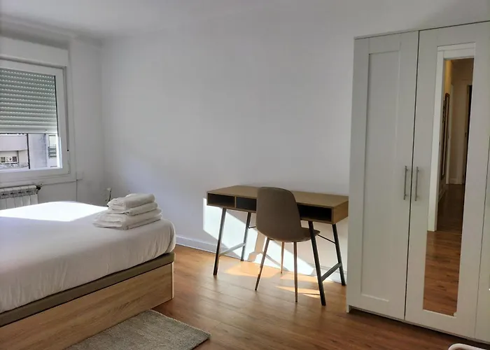 Encantador Piso De 3 En Apartmán Vigo
