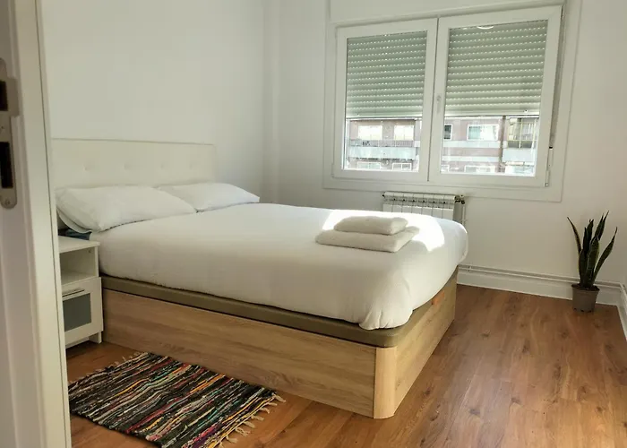 Encantador Piso De 3 En Apartmán *