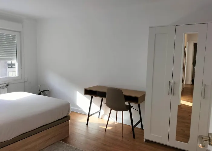 Encantador Piso De 3 En Apartmán Vigo