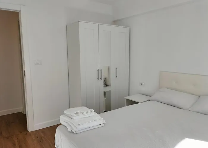 Encantador Piso De 3 En Vigo